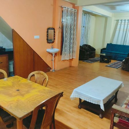 Thakur Apartment Шимла Экстерьер фото