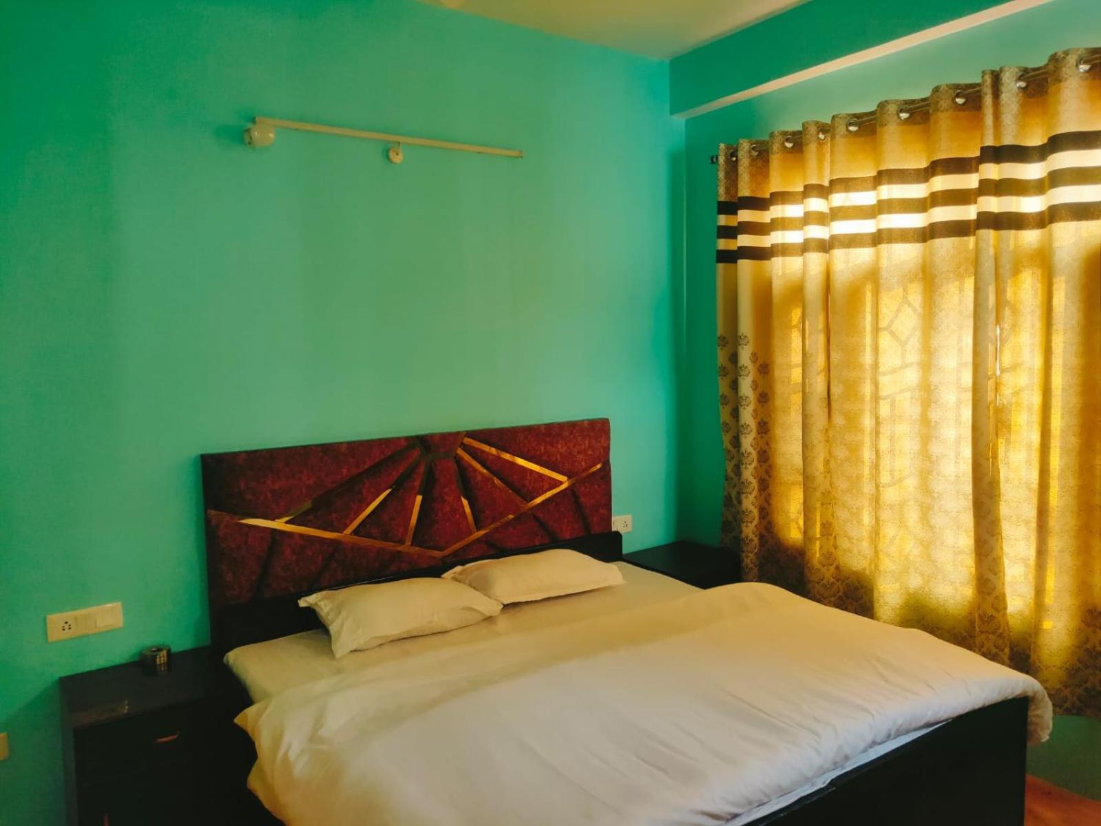 Thakur Apartment Шимла Экстерьер фото